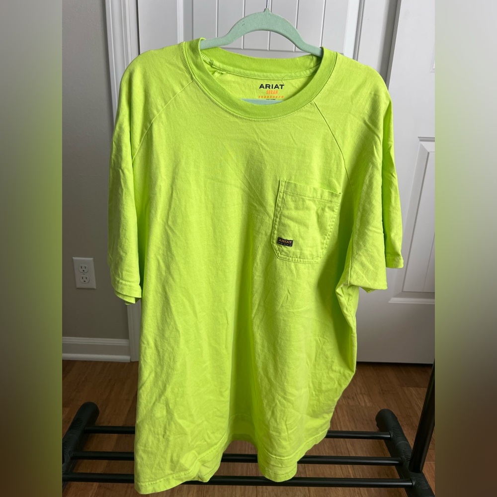 NWOT 3XL Men’s Ariat Pocket Tshirt